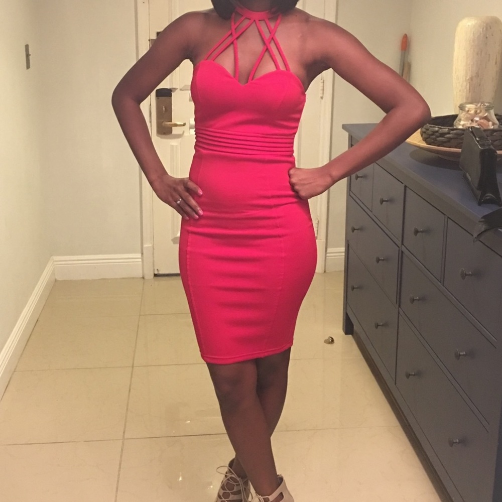 Lightly padded red sexy dress!